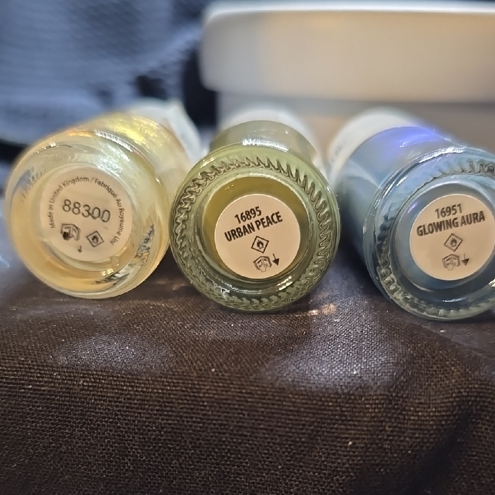 Icing Nail Polish Trio - Gold, Green, Blue NWT - Picture 2 of 3